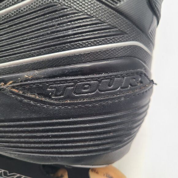 Youth Inline Roller Hockey Skates. Tour Code 5 XT Eviction Youth Size 6 - Picture 5 of 14